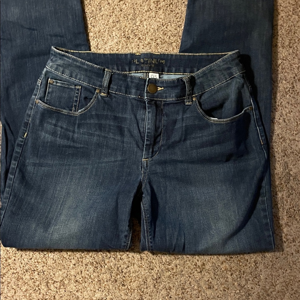 Chico’s Denim Jeans 0.5 ankle jeans inseam 28 size 6 like new - Picture 2 of 5